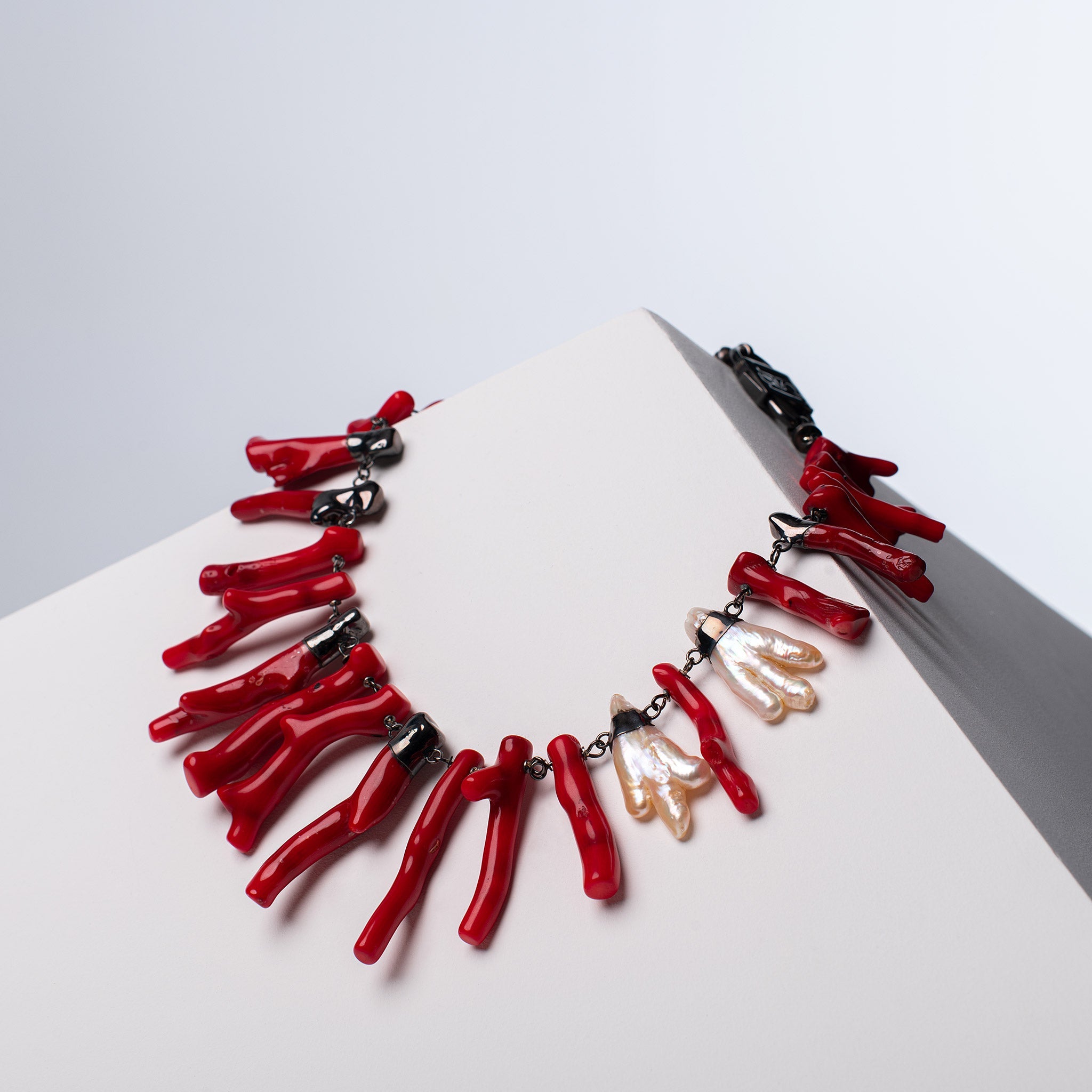 House of Sol - HoS - Unique High-end Fine Jewelry for unapologetic women. 