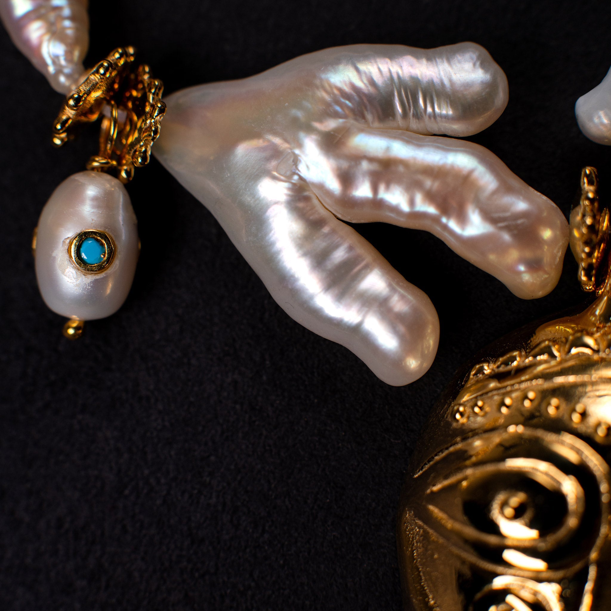 House of Sol - HoS - Unique High-end Fine Jewelry for unapologetic women. 